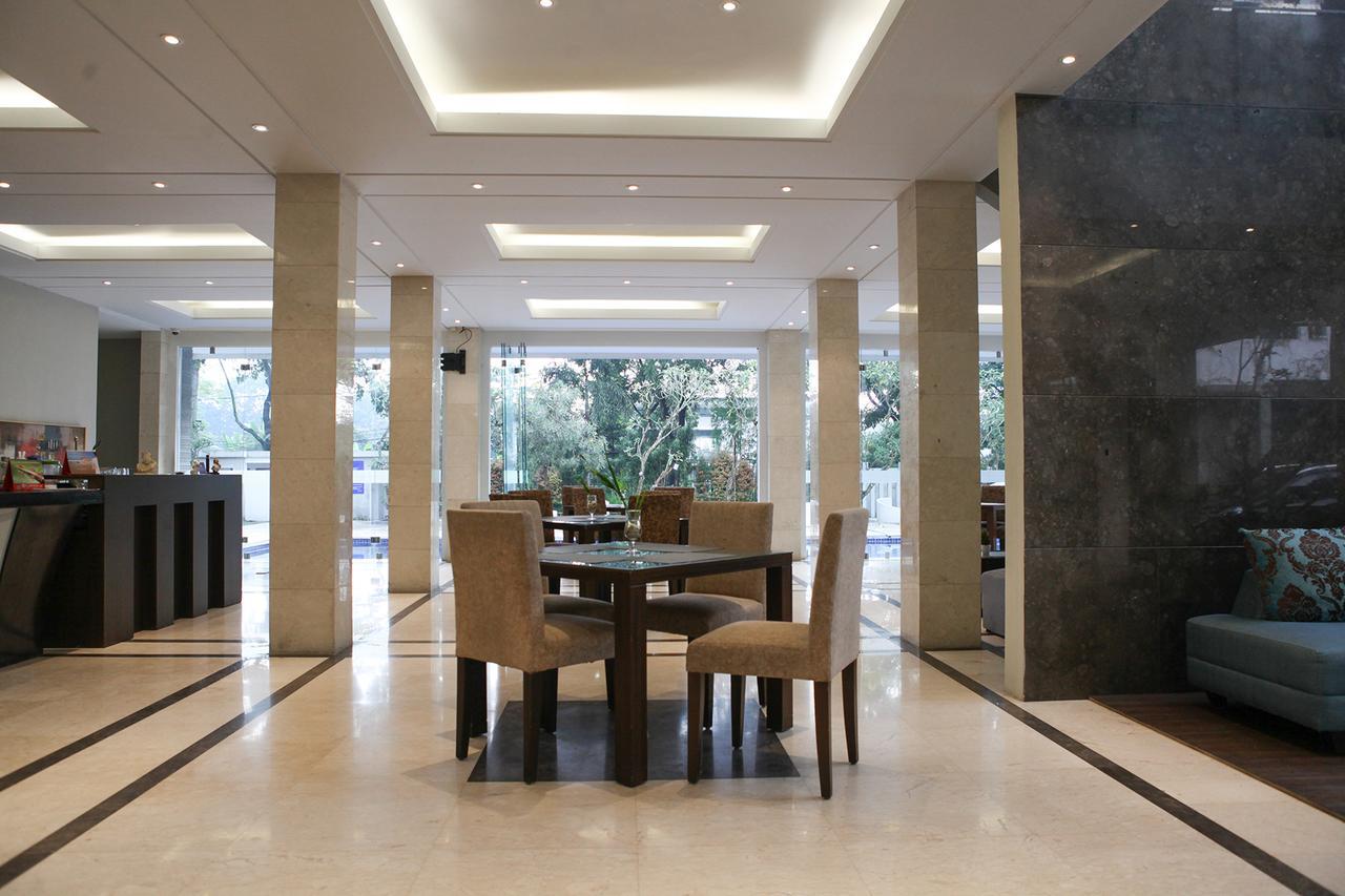 Reddoorz Premium @ Ciumbuleuit Atas Hotel Bandung